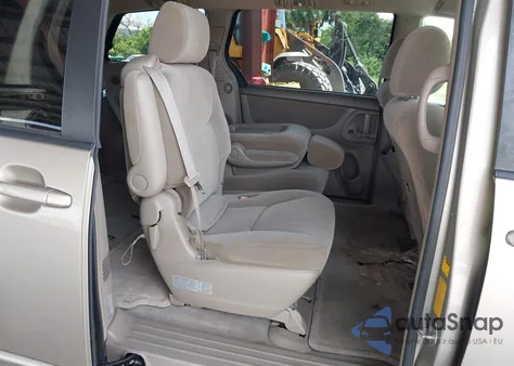 2004 Toyota Sienna Le из США, поврежденный, VIN 5TDZA23CX4S019762